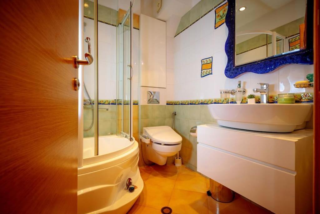 Green Apartment - Top Location, Near City Center! София Экстерьер фото