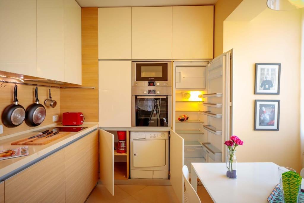 Green Apartment - Top Location, Near City Center! София Экстерьер фото